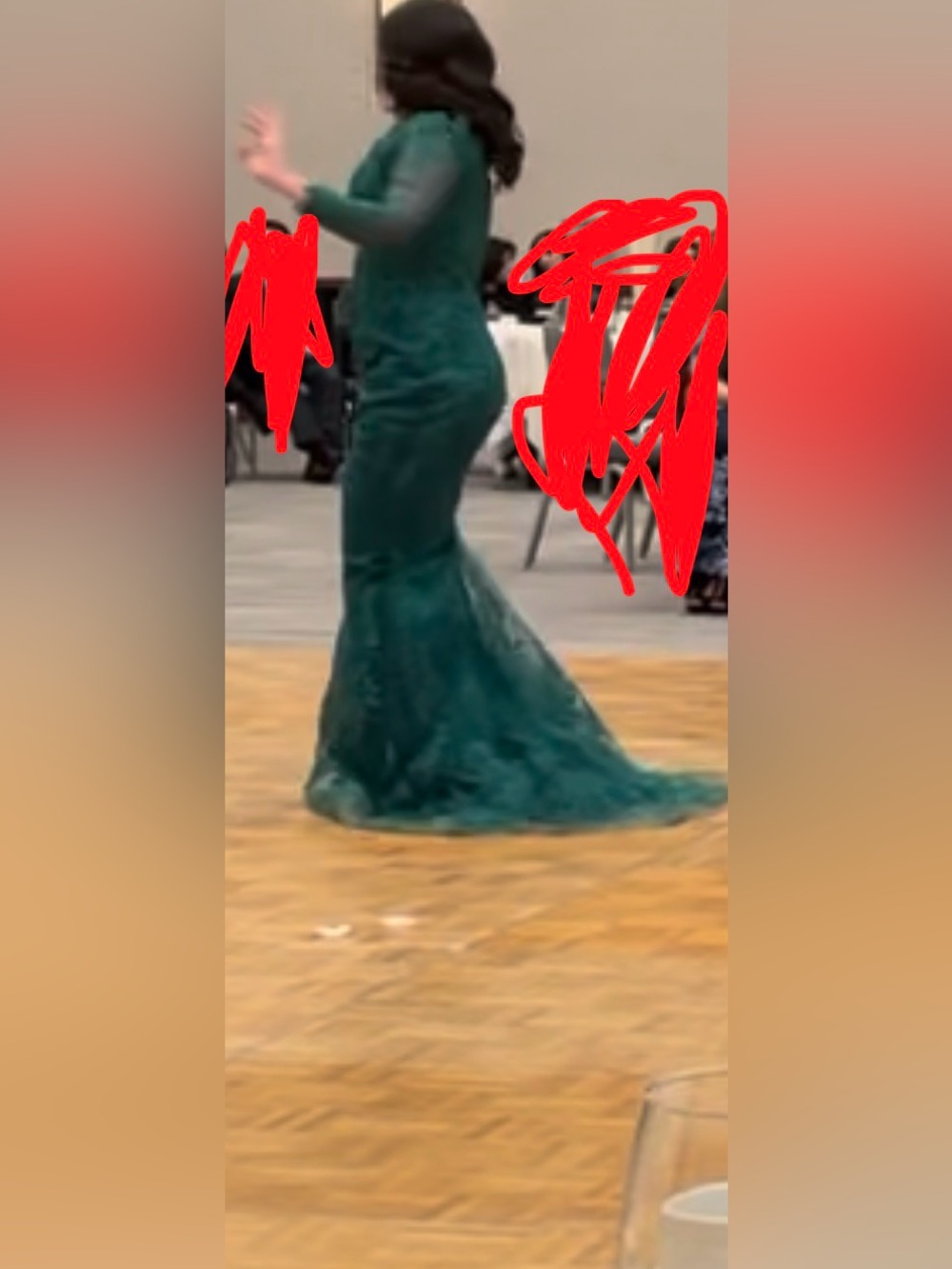 Long Green Color Gown Size 6-8 - Picture 16 of 16
